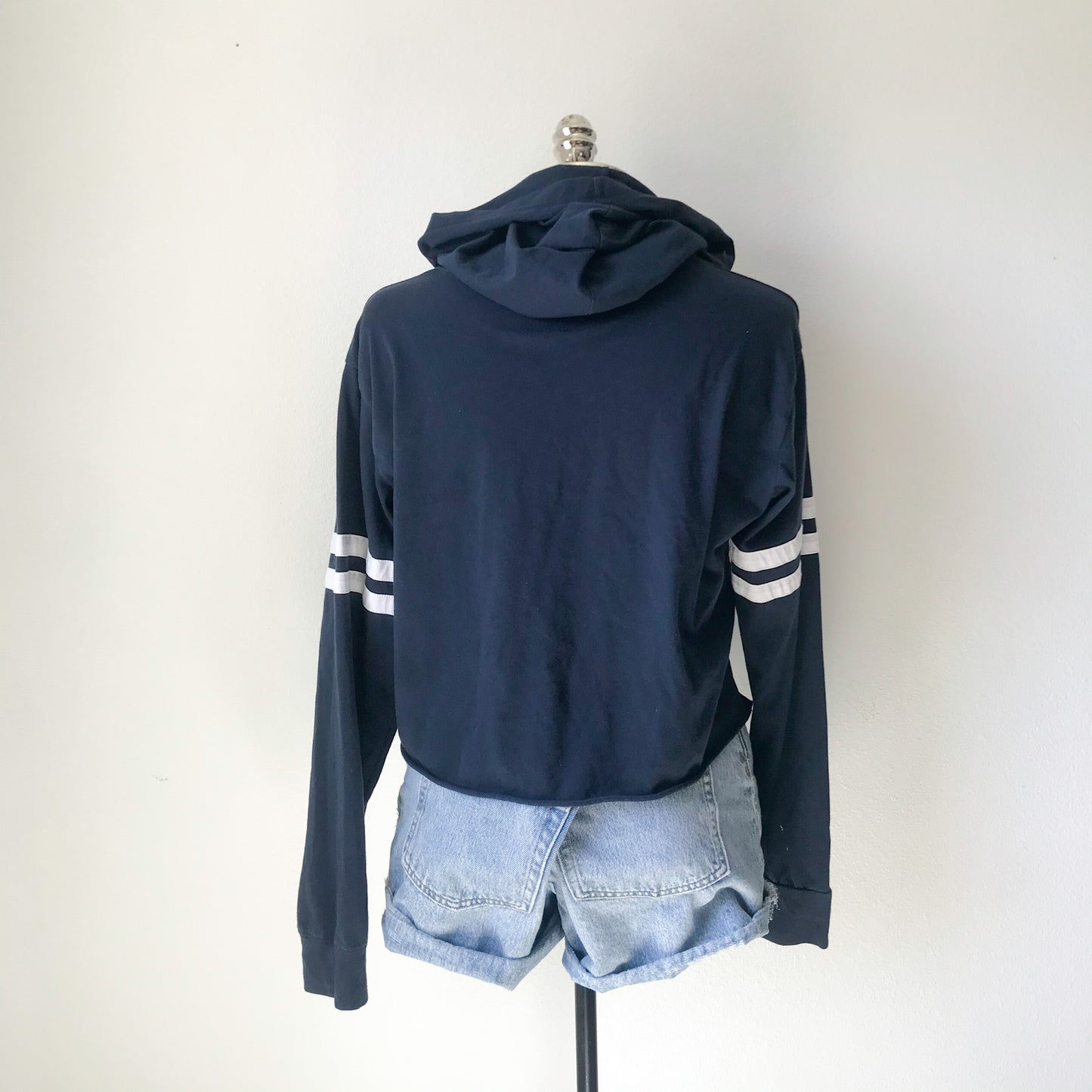 Long sleeve hooded tee Large.