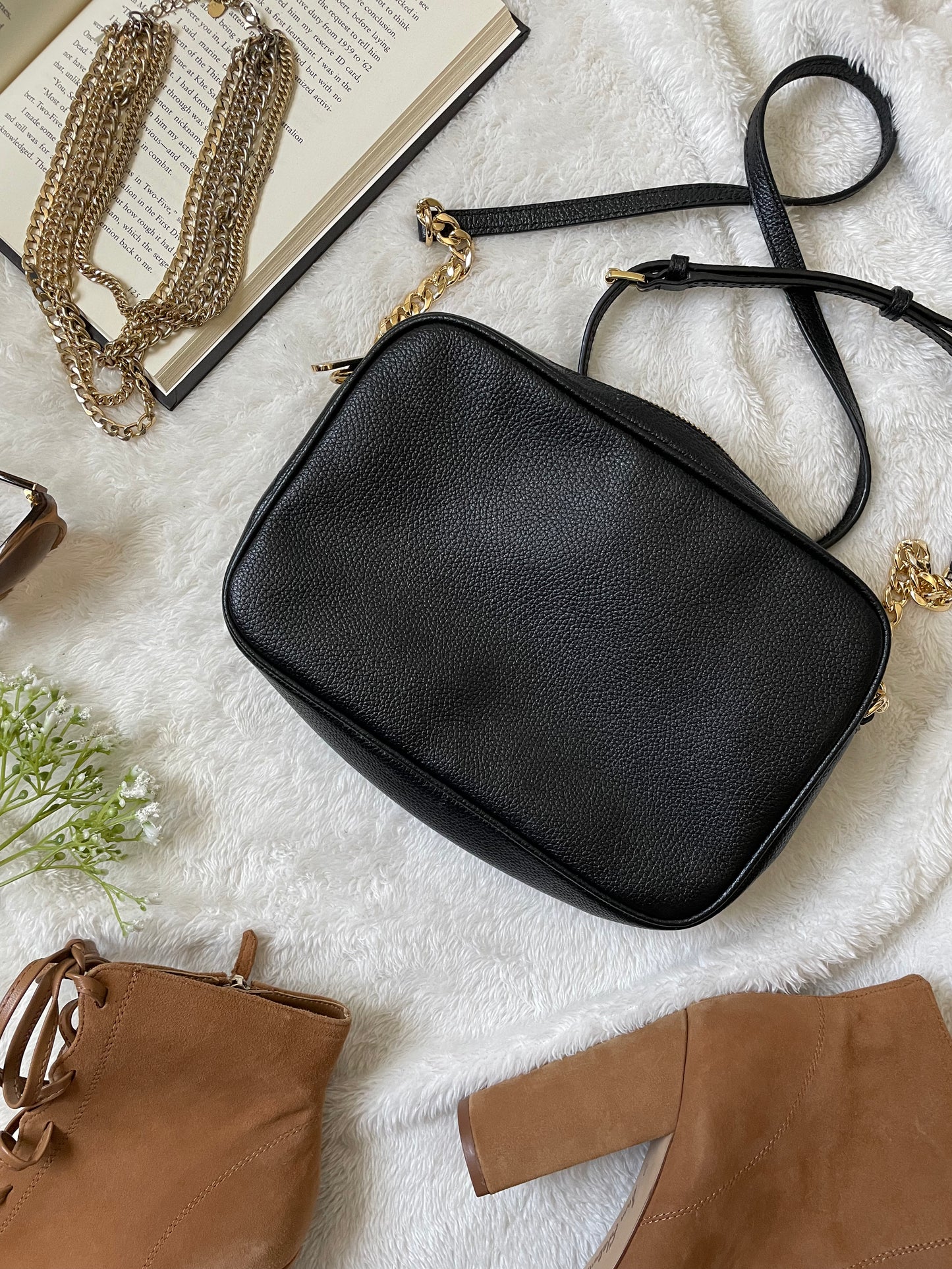 Michael Kors Fulton crossbody in Black