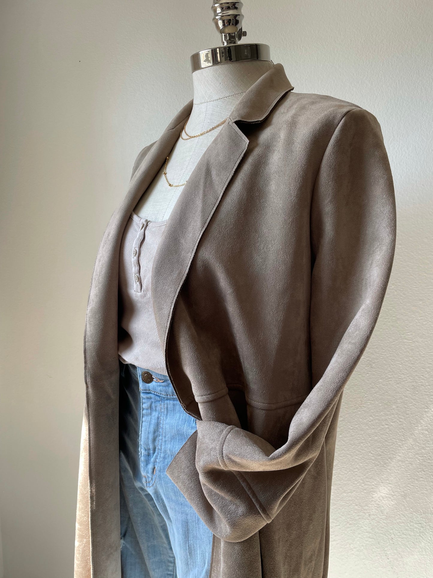 Curated Capsules. Taupe. Size Large. 6 items.