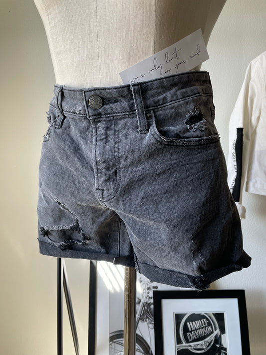 AE dark grey 6" shorts. Size 32