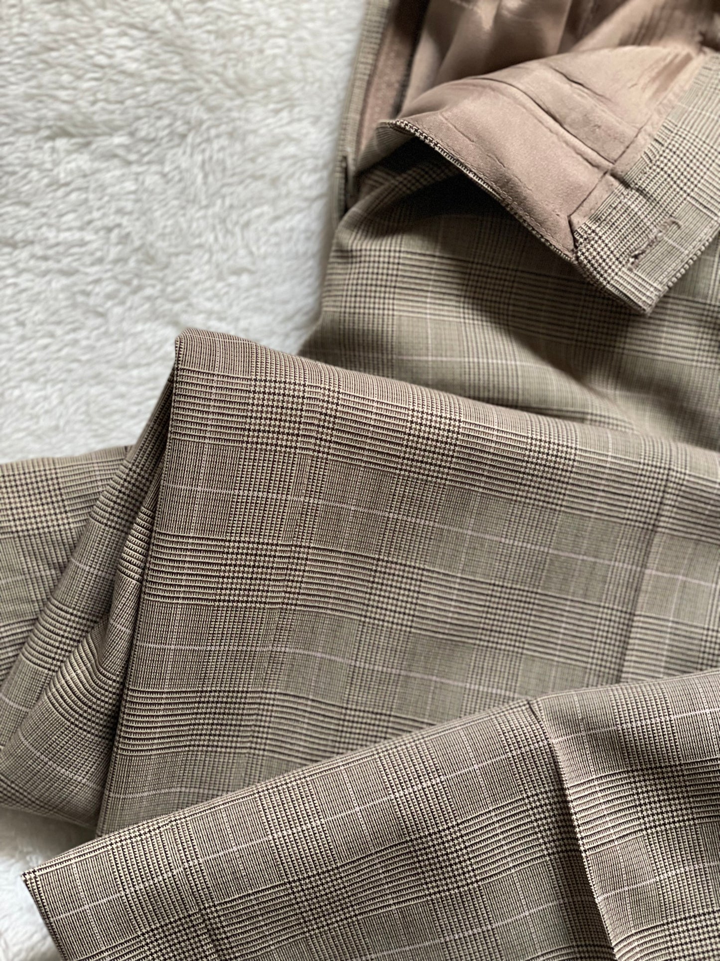 Curated Capsules. Taupe. Size Large. 6 items.