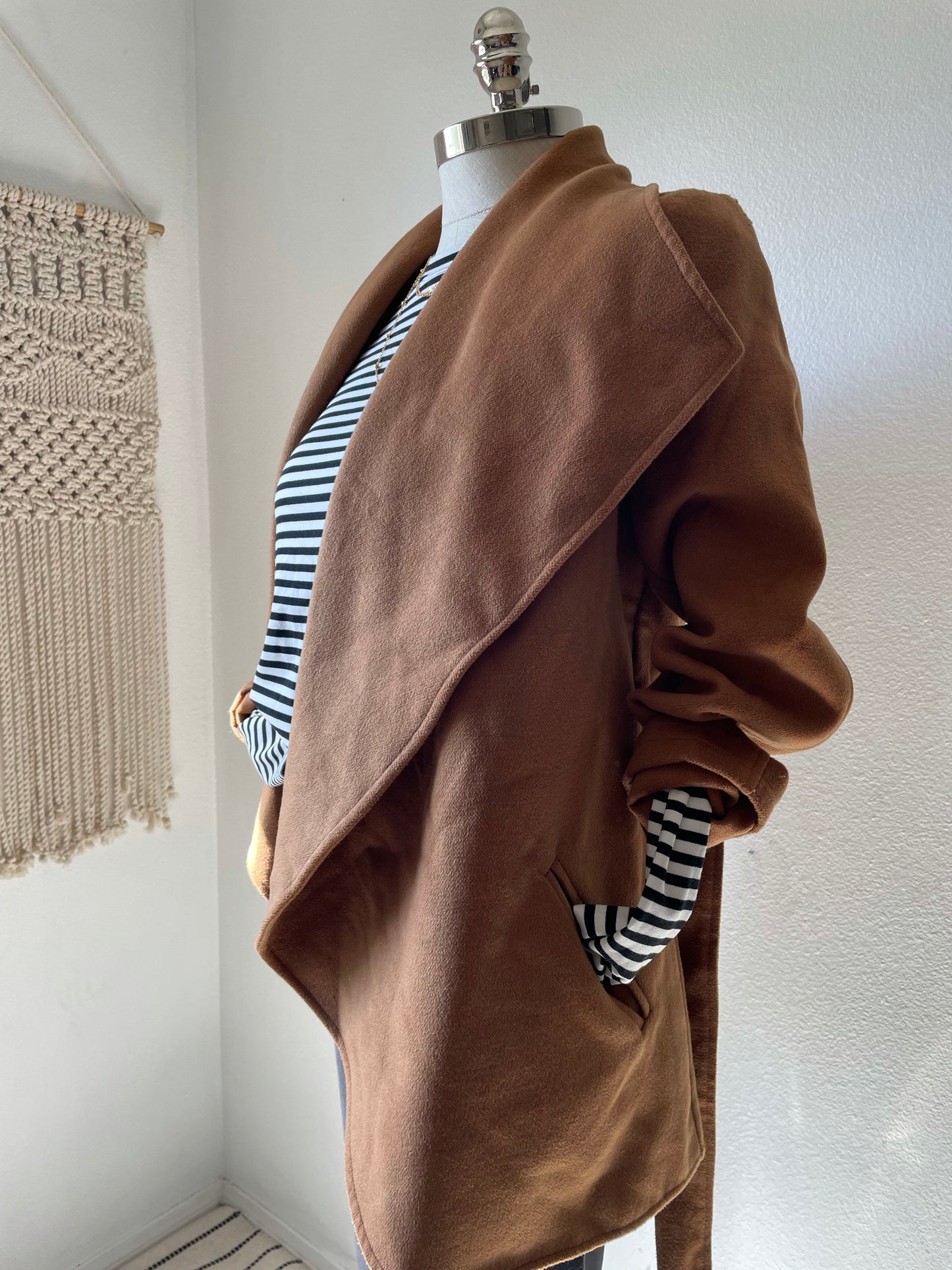 Curated Capsule. Black and Tan. Size medium. 5 items.