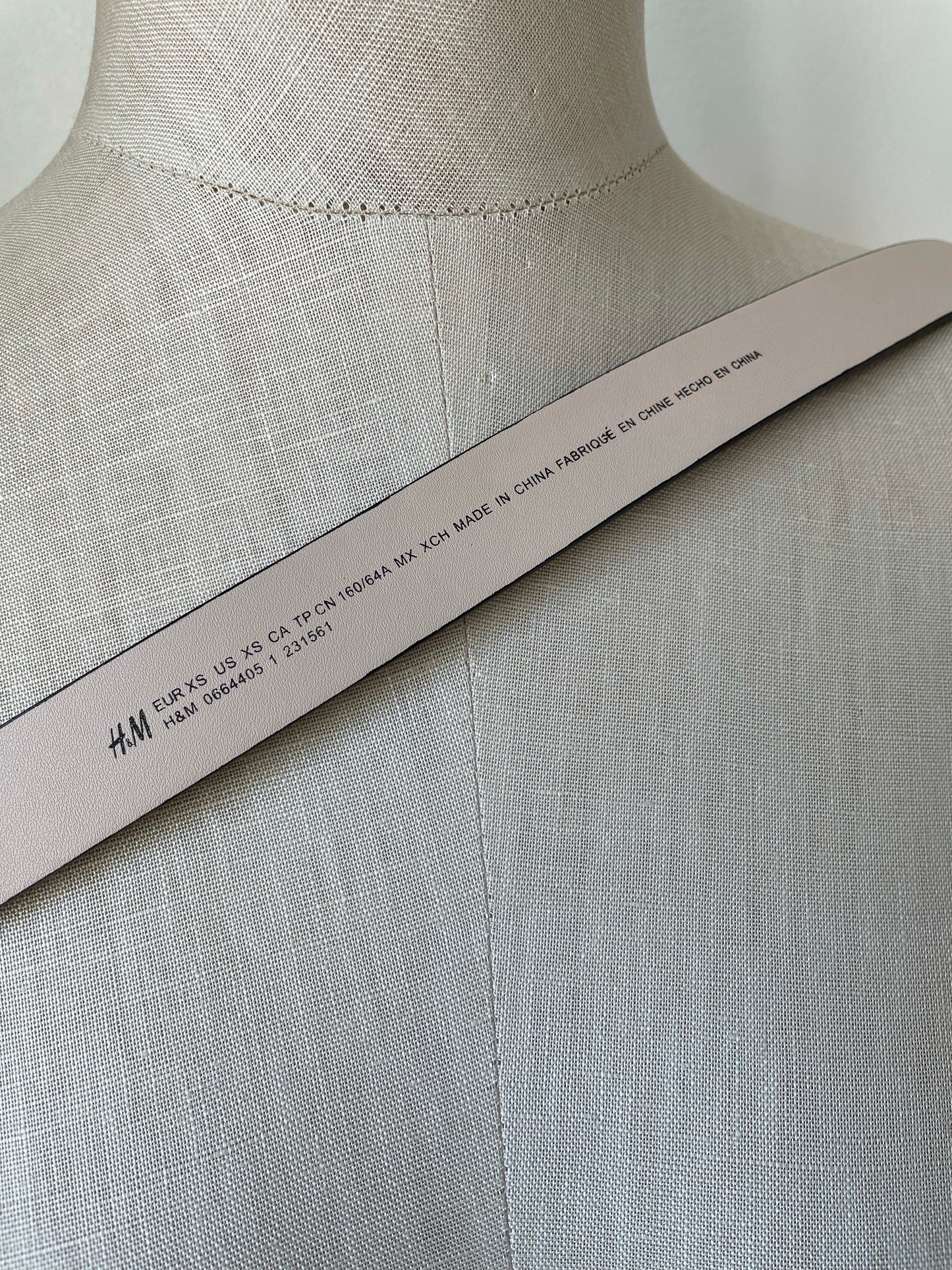 H&M snakeskin print belt. XS.