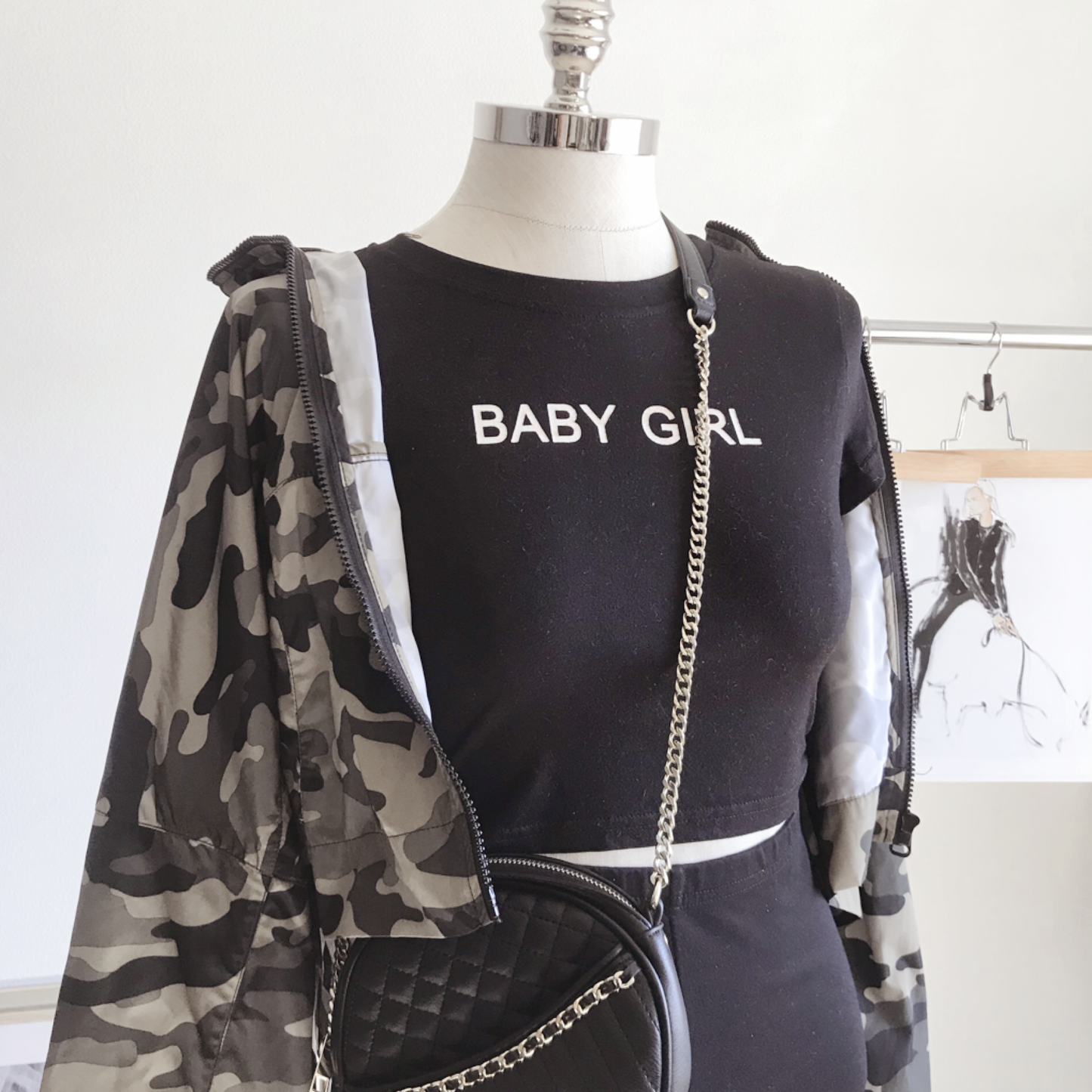 Zara camo windbreaker jacket. Size Large.