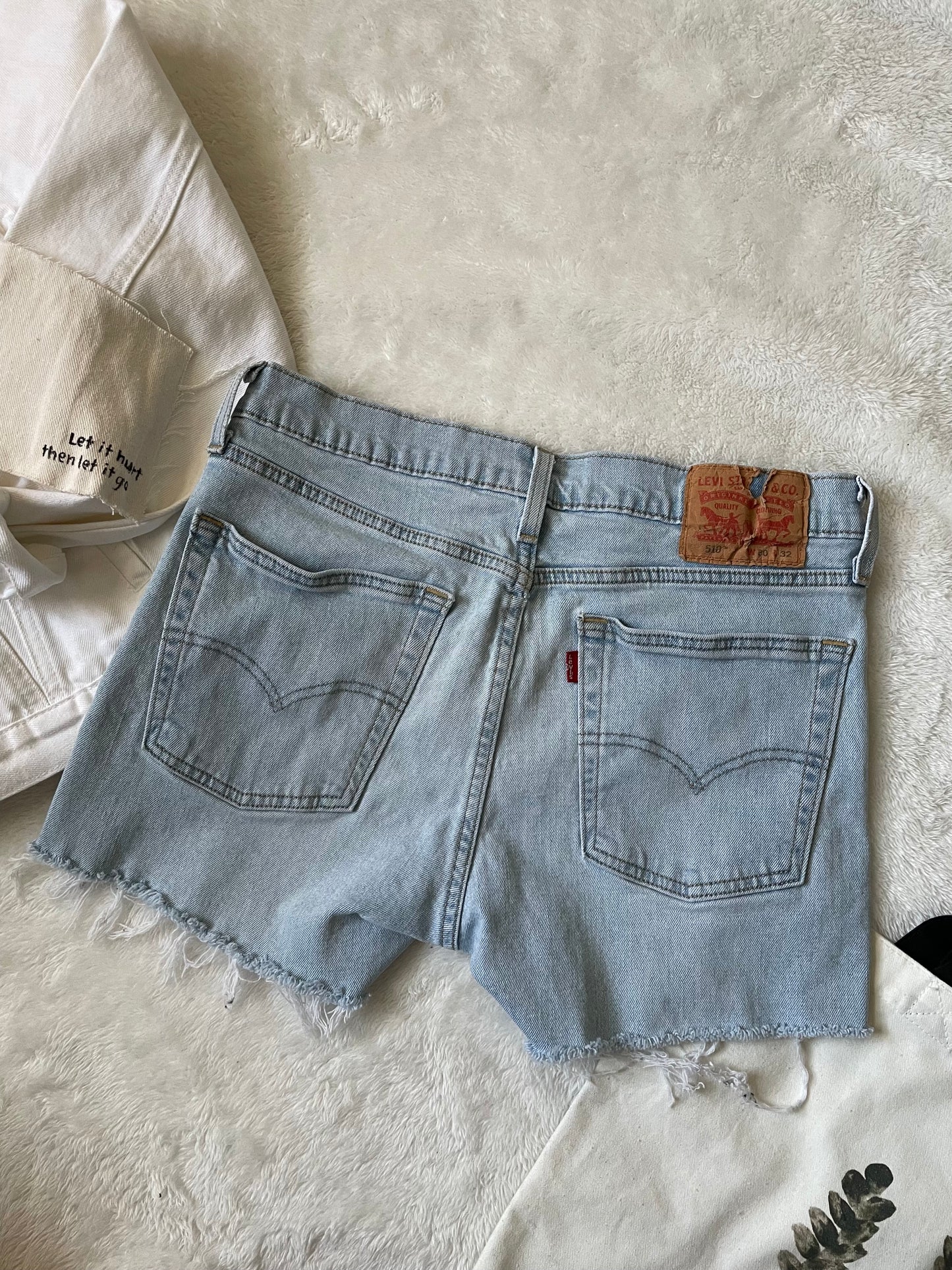 Levi’s light washed Upcycled 3" shorts. Size 30.