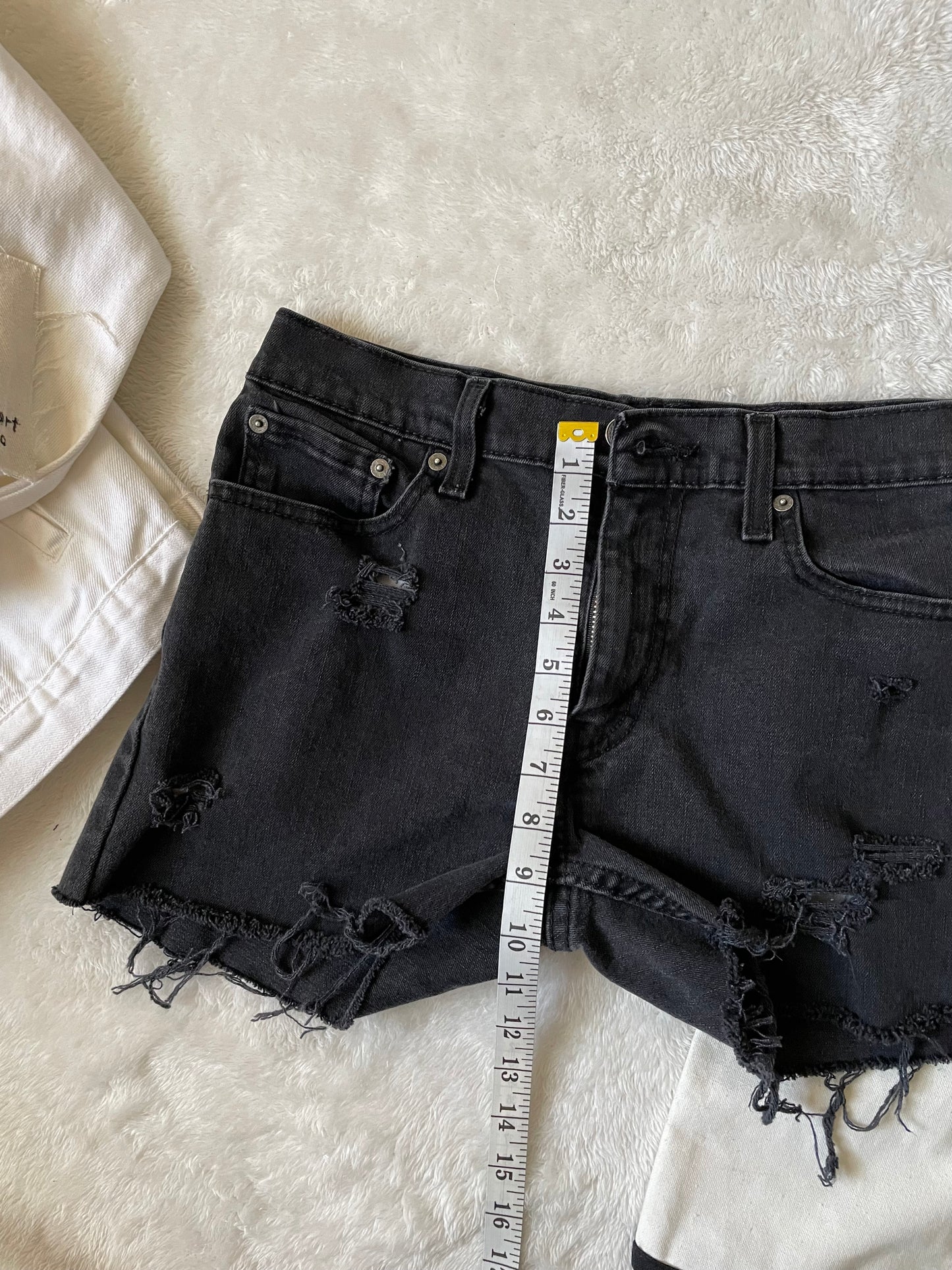 Levi’s Ashy black 3" shorts. Size 30