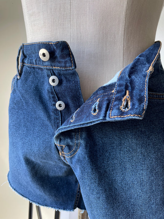 &Denim blue Upcycled 5" shorts. Size 34.